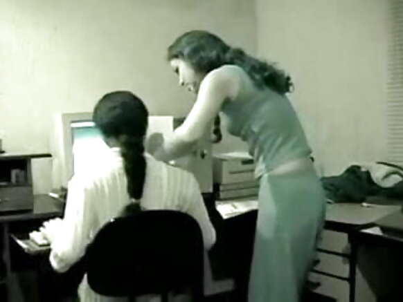 रॉयल इंडियन लेस्बियन हॉलीवुड ऑफिस सेक्स वीडियो एचडी