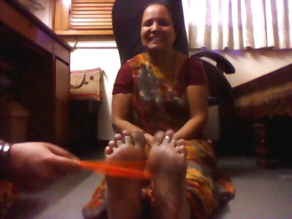 परिपक्व महिला परिपक्व सेक्सी hd मूवी महिला गुदगुदी