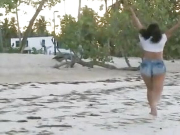 भारतीय पत्नी महान बी (.) (.) बीएस मनीषा कोइराला सेक्सी मूवी का पर्दाफाश गोवा बीच में