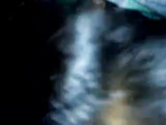 हॉट साउथ इंडियन जीएफ और बीएफ चुदाई कि तैयारी कर रहे हैं