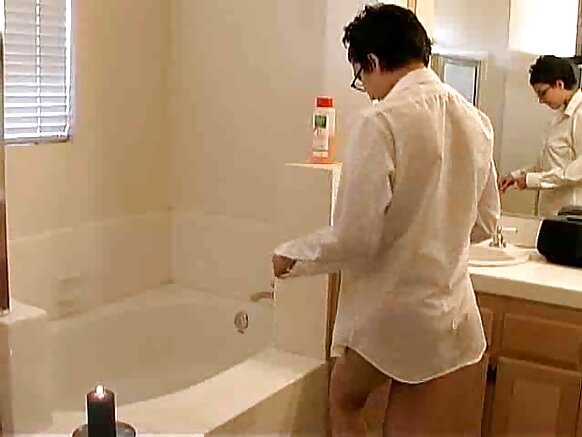 बहुत ही बालों वाले नुकीले स्तन सेक्सी लगा