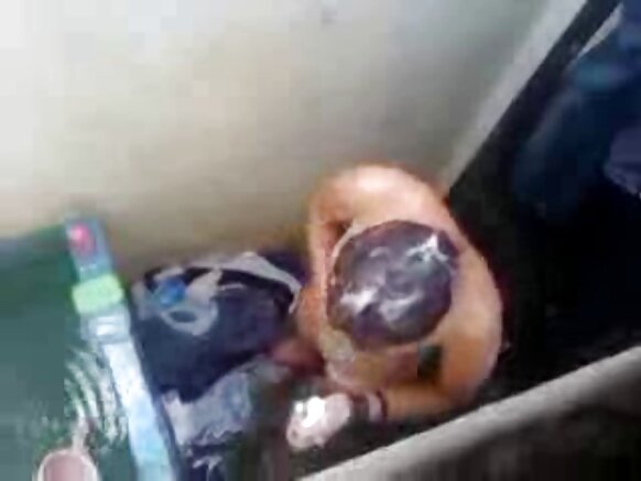 सेक्सी अंग्रेजी नौकरानी वीडियो फोटो तार बौछार