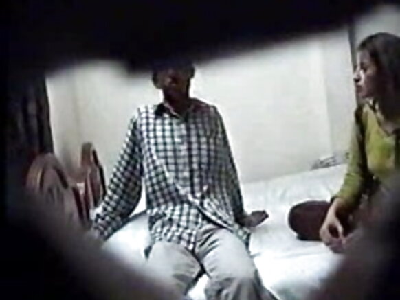 पाकिस्तानी वेश्या को एक मुवक्किल द्वारा चुदाई कैमरे पर हिन्दी hd सेक्सी फिल्म छिपी ऑडियो