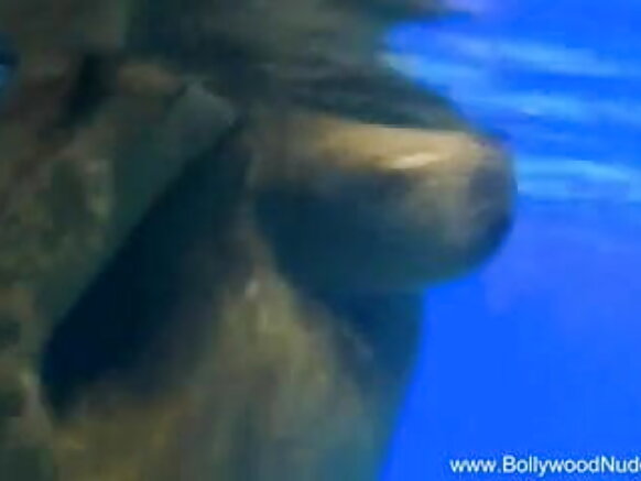 नई प्यार नृत्य नीली छवि सेक्सी पानी