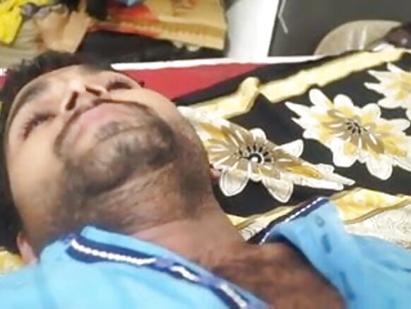 देसी सॉफ्ट-कोर हल्का मदरासी सेक्सी मूवी