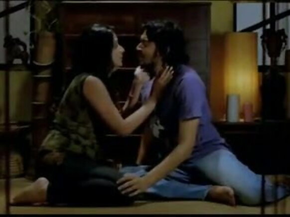 दो लड़के एक लड़की के साथ मस्ती करते desi xxxx sexy film