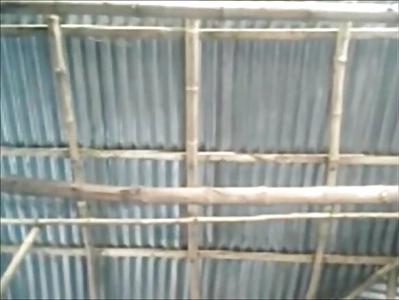 चूसने के लिए कुछ खरबूजे दिखाओ