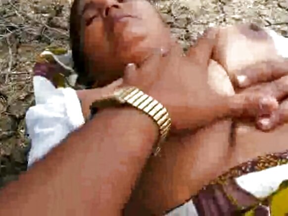 भारतीय आंटी कर्नाटक महान स्तन, अंग्रेजी मूवी बिल्ली शो