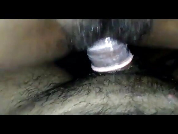 पेलुडो और बालों वाली भारतीय लड़की हिंदी मूवी सेक्सी शो चुत पसीने से तर चुत चुदाई