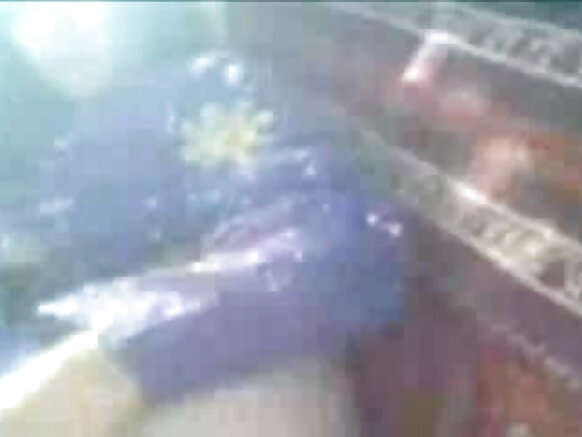 india moti chudai sexy sexy video सेक्सी मूवी में अपने बूब्स दिखाती है