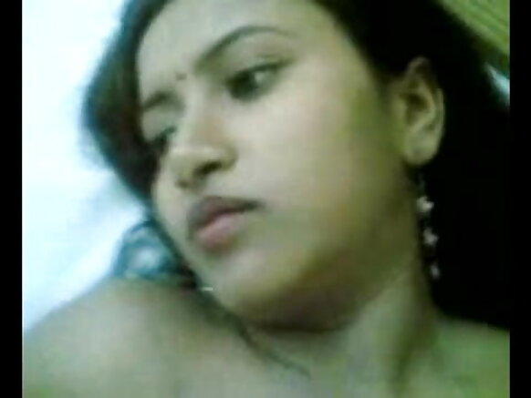 खूबसूरत सेक्सी लड़की नीली खूबसूरत वीडियो लड़की