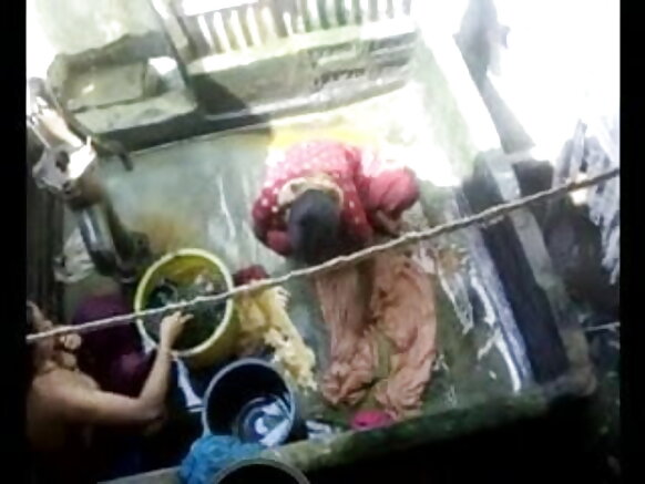 बंगला देसी गाँव के लड़कियन का भोजपुरी हिंदी बाथरूम सेक्सी मूवी ढाका शहर मुख्यालय में पाँच लड़कियन (5)