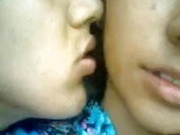 मीठी मिठास सेक्सी मूवी चाहिए सेक्सी किस