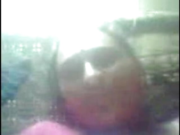 देसी गाँव का आंटी बड़ा लंड चूसती और चुदाई करती है