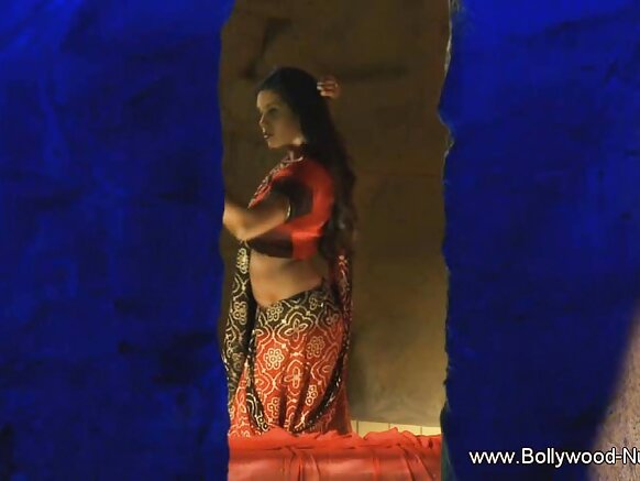 प्रभावशाली बोलिन्यूड नृत्य सेक्सी वीडियो सेक्सी छवि प्रभावशाली