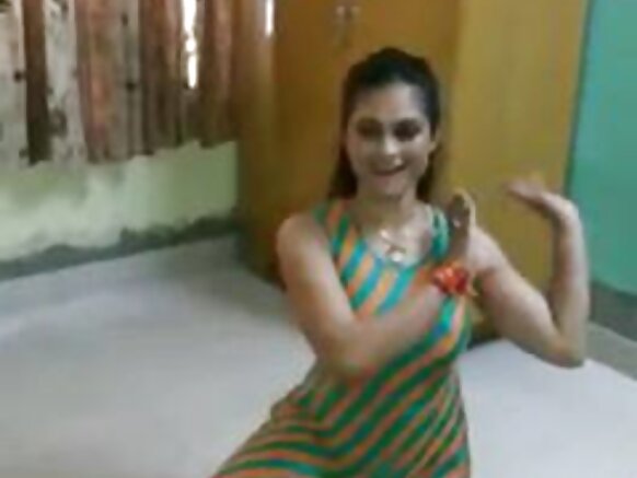 मोर हॉलीवुड सेक्सी पूरा दोस्त एंजेल फिल्म