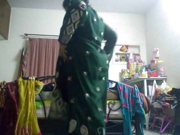 देसी भाभी हिडन कैमरा सेक्सी मूवी वीडियो अंग्रेजी में