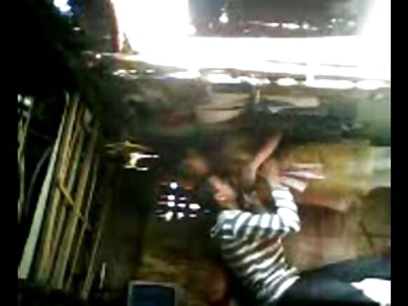 लोगो कि लडकी मिला गड़बड़ पड़ोसी भूत मूवी सेक्सी