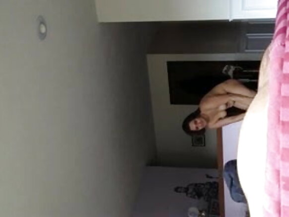 हॉट आंटी बॉयफ्रेंड फोटोग्राफिक मूवी सेक्सी आंटी एक जवान लड़के के रूप में जलती है