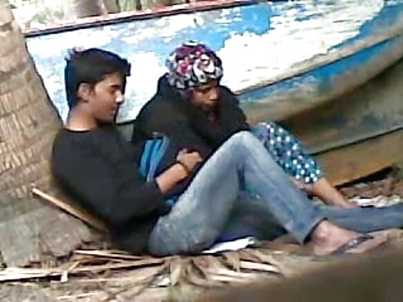 युवा प्रेमी के साथ बांग्लादेशी आंटी सेक्सी मूवी अंग्रेजी मूवी