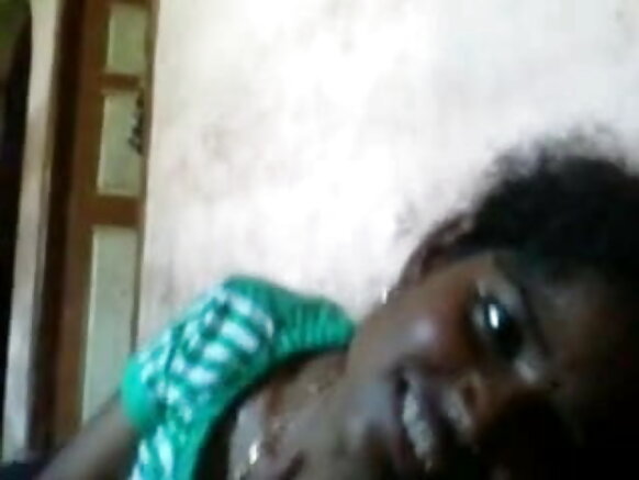 टिमिडा तमिल ऑडियो सेक्सी मूवी चौधरी चिका ऑडियो के साथ मुर्गा चूसता है