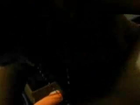 देसी मूवी अंग्रेजी सेक्सी न्यू इंडिया युवा पत्नी अपने पति के लंड के साथ खेल रही है