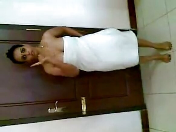 भारतीय सेक्सी महिला फुल एचडी अंग्रेजी घर का बना शो