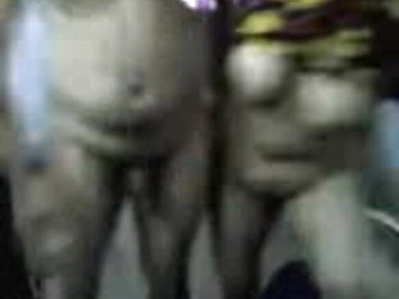 एक और सेक्सी पंजाबी मूवी के सामने भारतीय दबंग एक सींग वाले कर्मचारी को चोदता है