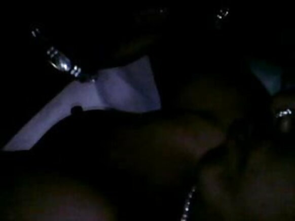 शर्मीली भारतीय गृहिणी को लंड चूसना पसंद है सेक्सी मूवी