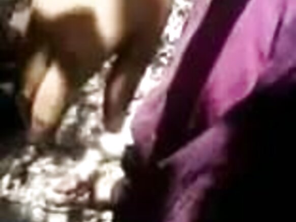 सेक्सी मजेदार - प्रेमी के साथ मुफ्त भारतीय आउटडोर सेक्सी मूवी