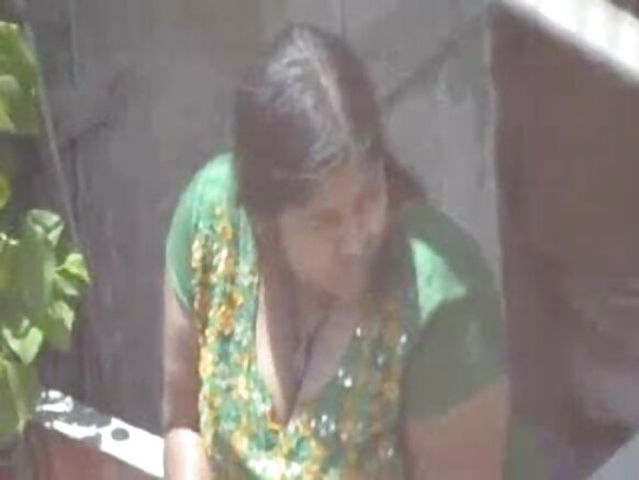 चाची गोरदिता का सेक्सी इमेज HD में अच्छा समय के बाद वीडियो क्वालिटी बेहतर है