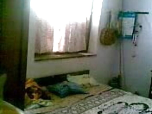 बंगला सेक्सी सेक्सी फिल्म चाहिए देसी बीवी घर अकेले 54 बीवी खींच रही गोज़ घर में