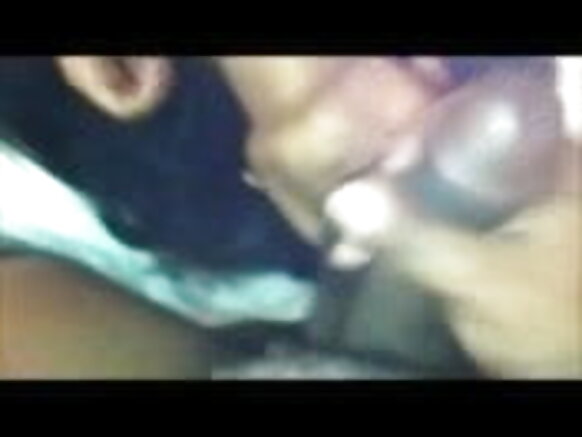 डर्टी इंडियन यूनिवर्सिटी सेक्सी फिल्म सैंडी बेब बेब अपने घर का बना प्रेमी को एक प्रभावशाली मुखमैथुन देती है