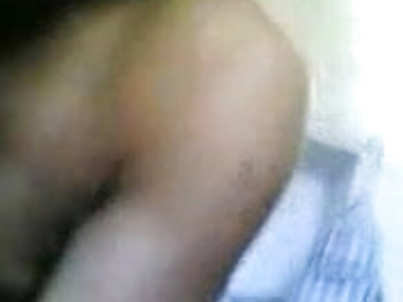 चिल्लाता है अपने शानदार सेक्सी स्तन मूवीज