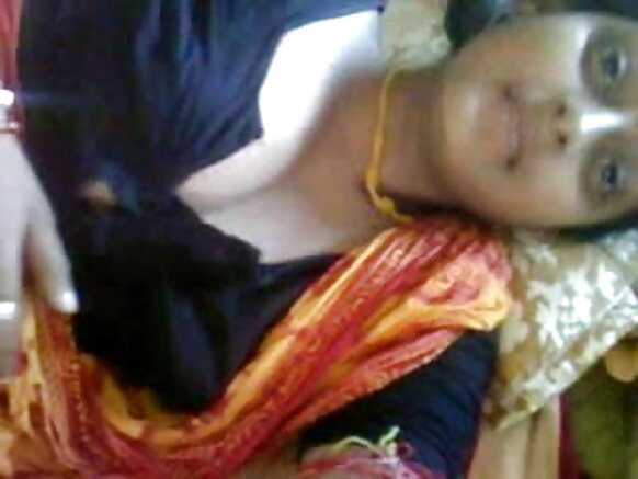 खूबसूरत देसी बंगाली ब्लू मूवी शो बोडगी देवर के साथ सेक्सी स्तन सेक्सी बूब्स