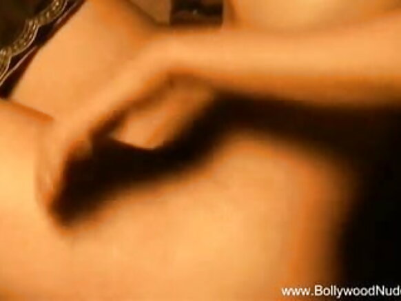 बॉलीवुड इंडिया अंग्रेजी में एक कामुक और मजेदार प्रेमिका सेक्स वीडियो है