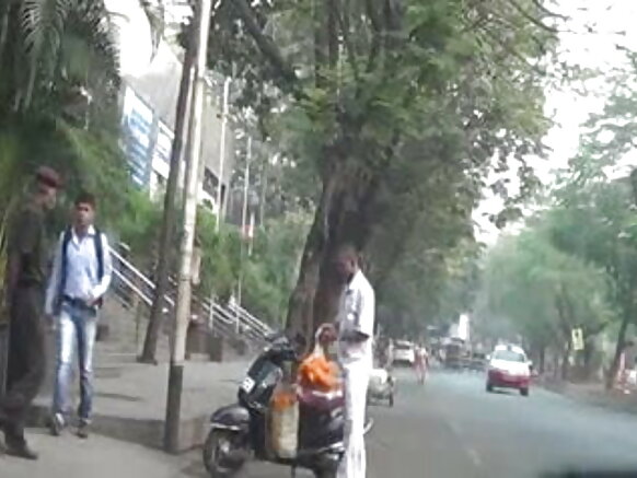 चिकास भारतीय सेक्सी कुत्ता   फ्लैश यूनिवर्सिटी फ्लैश