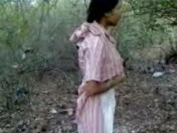 देसी सेक्स जांगला में सेक्सी अंग्रेजी जंगल (जंगला में मंगल)