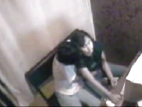 ले गुइग्नोलो सेक्सी फुल फिल्म 1