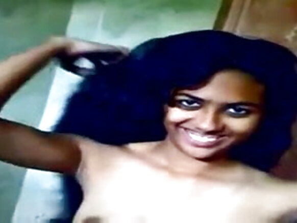 भारत के किशोर अपने प्रेमी के लिए नंगा हो गयी