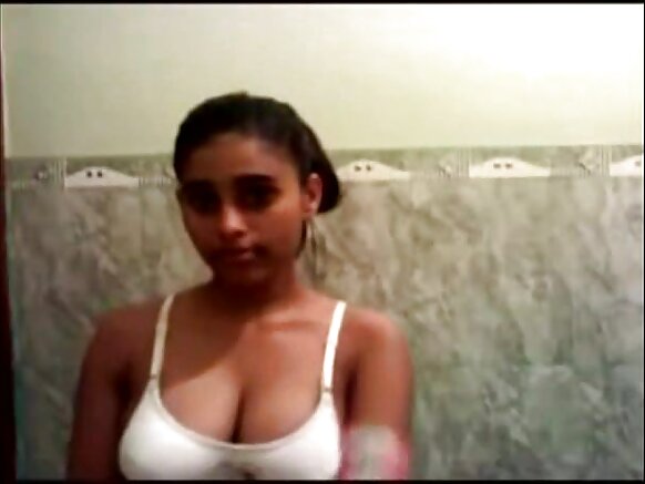 पनादूरे नांगी, श्रीलंका, एकल। हिन्दी सेक्सी मूवी छवि