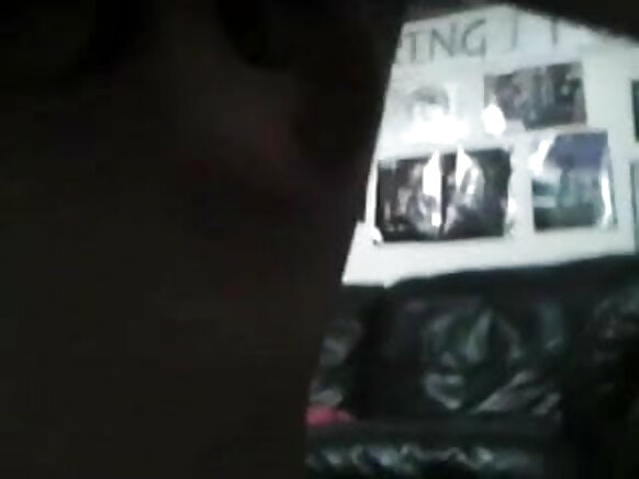 विश्वविद्यालय आश्रय मा अंग्रेजी मा सेक्सी किशोर आश्रय