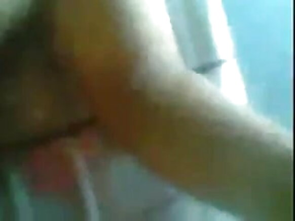 देसी - बड़े चूची वाली पंजाबी आंटी दे रही मुखमैथुन और चुदाई हो रही है