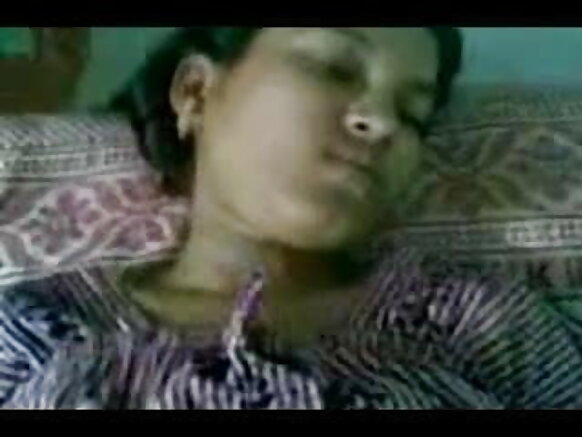 छोटा मोर आशिक भारतीय लड़की लगता है मुर्गा हिंदी आशिक सेक्स मूवीज