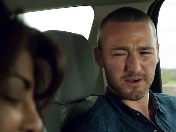 प्रियंका चोपड़ा - क्वांटिको सेक्सी हिंदी मूवी वीडियो T1e01 प्रियंका