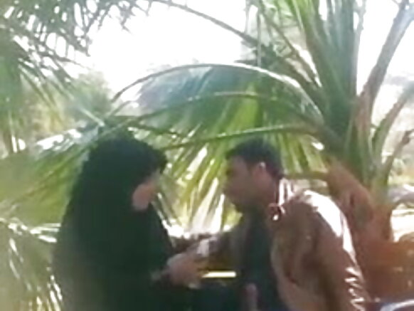 पाकिस्तानी फुल सेक्सी हिन्दी मूवी हिजाबी बी जे और पुआल जब तक आप पाकिस्तानी पब्लिक पार्क में चलो