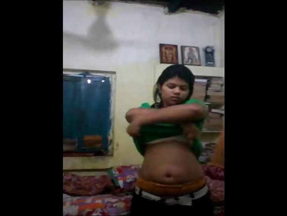 बंगला हिंदी मूवी सेक्सी मूवी चिनमोई वेश्या कैमरे में हस्तमैथुन करती है