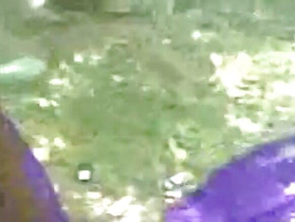 चाची तेलुगु गरम एक तेजी से सेक्सी मूवी वीडियो एचडी में अपने बॉस को बेकार है