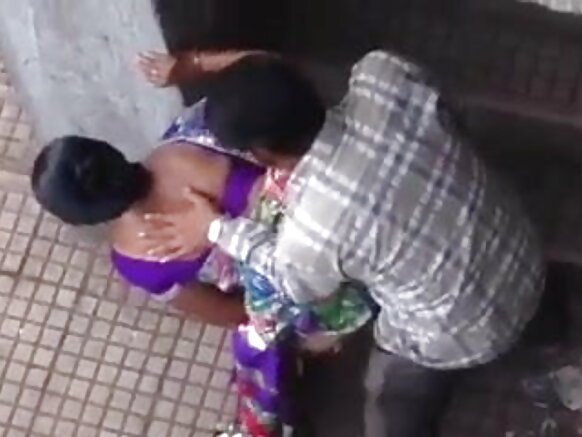 आउटडोर आउटडोर हिन्दी सेक्सी फोटो