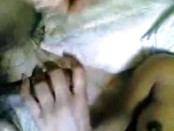 श्रीलंकाई जवान जोड़ा हिंदी अंग्रेजी पावर सेक्स फोटो